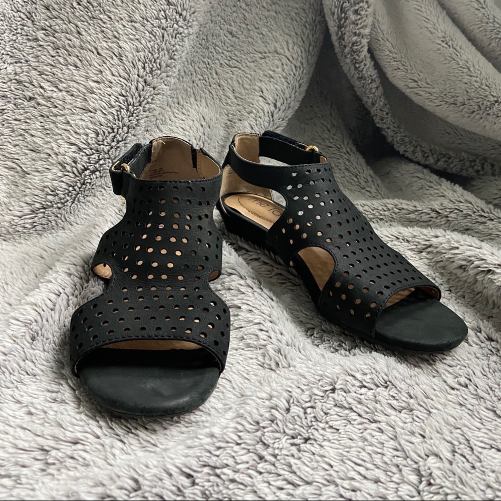 ...ME TOO black dress sandals with ankle strap